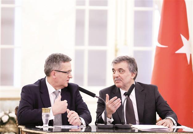 President Gül warns against new Cold War over Ukraine crisis