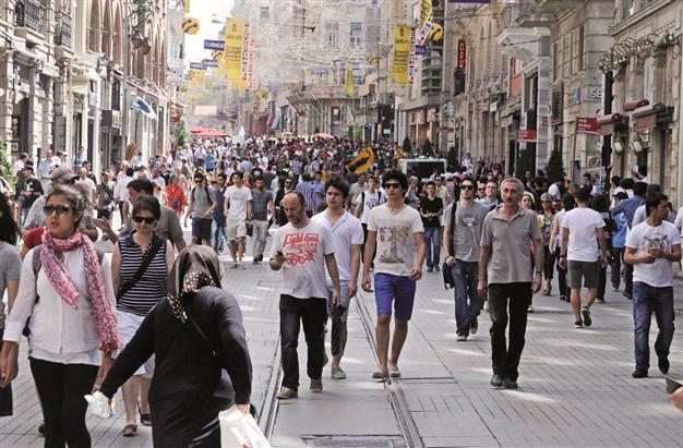 Turkish unemployment returns to double-digits after nine months