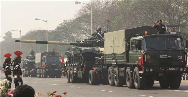 India maintains top spot in weapons purchases: Report