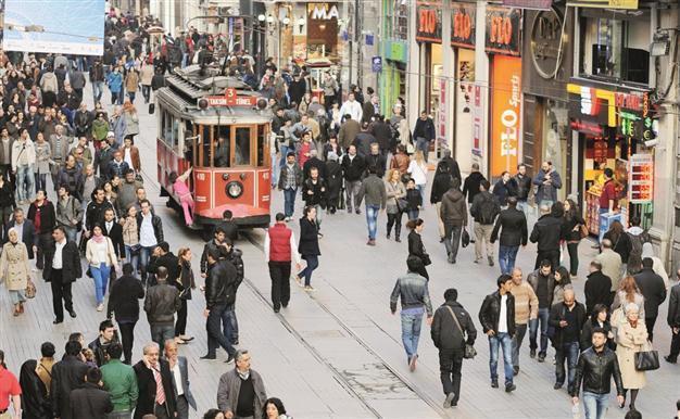 Turkey’s joblessness soars above gov’t target in 2013