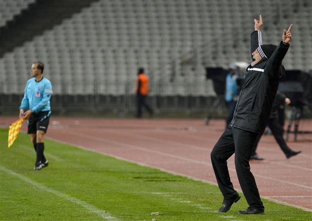 Give me a break, says Beşiktaş coach Bilic, demanding fair treatment from referees