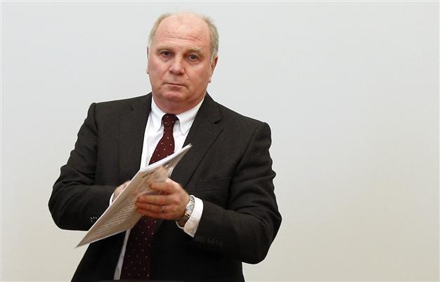 Bayern Munich president admits to evading taxes