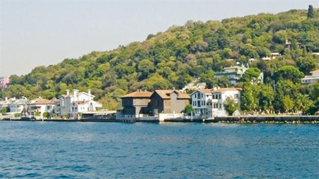 Historic Istanbul grove sold to businessman implicated in graft