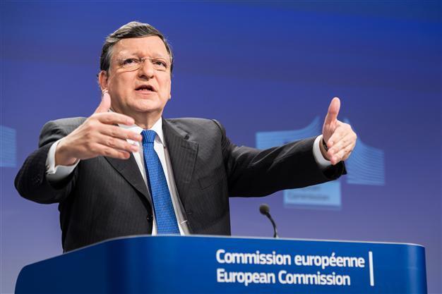 EU gives Ukraine 1 billion euros in aid, calls for economic reforms