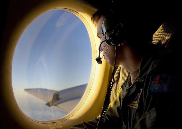 No clues in MH370 cockpit transcript as search wears on