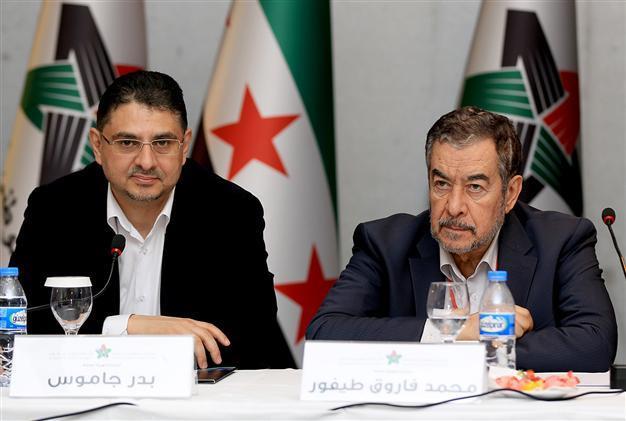 Syria opposition to join peace talks to oust Assad