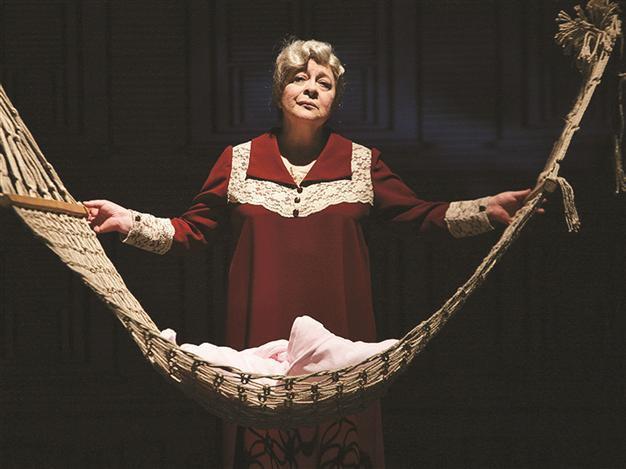 Livaneli’s novel on stage in Aksaray