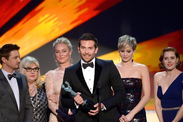 American Hustle takes home top SAG award