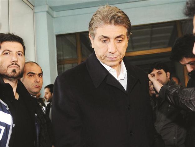 Ruling AKP to run with current mayors in 19 Istanbul districts