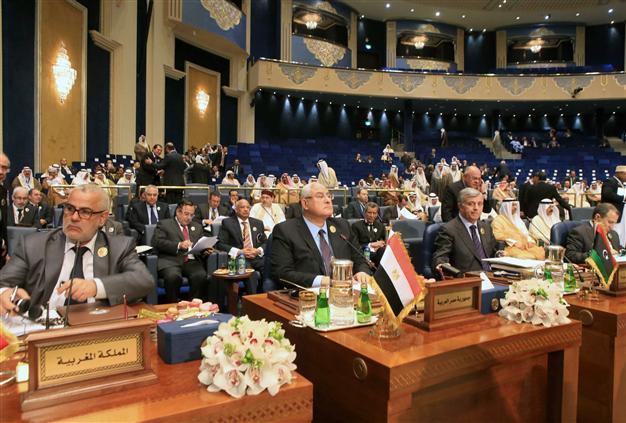 Arab summit backs Syria political solution, rejects Jewish state