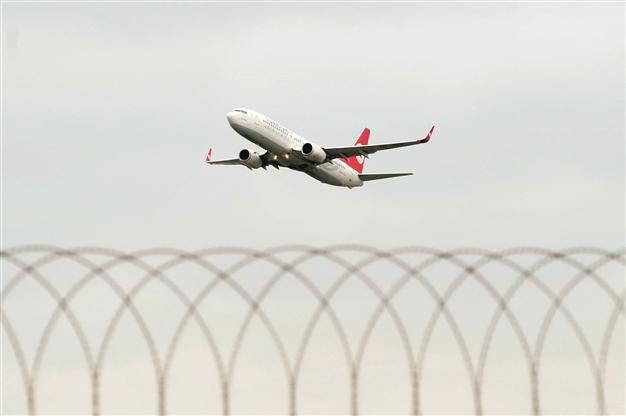 Turkish Airlines halts Simferopol flights