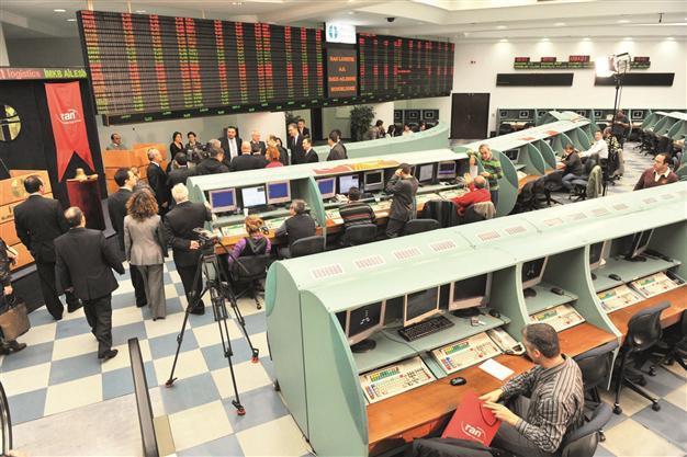 Political optimism keeps Turkish lira, stocks high