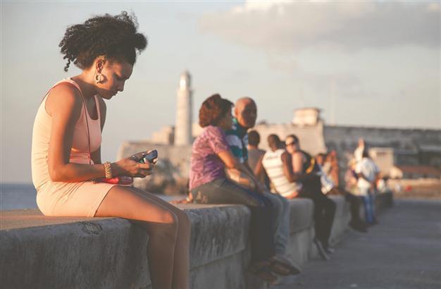 United States secretly built ‘Cuban Twitter’ to stir unrest