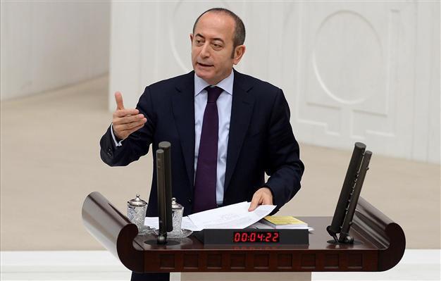 Main opposition says ruling AKP refused support for joint declaration against Egypt