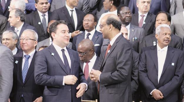 IMF says herdlike capital means countries must reform