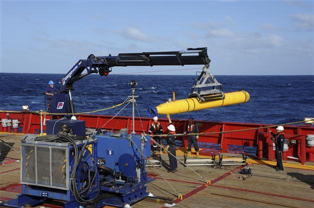 Mini-sub to deploy as soon as possible in MH370 search: Official