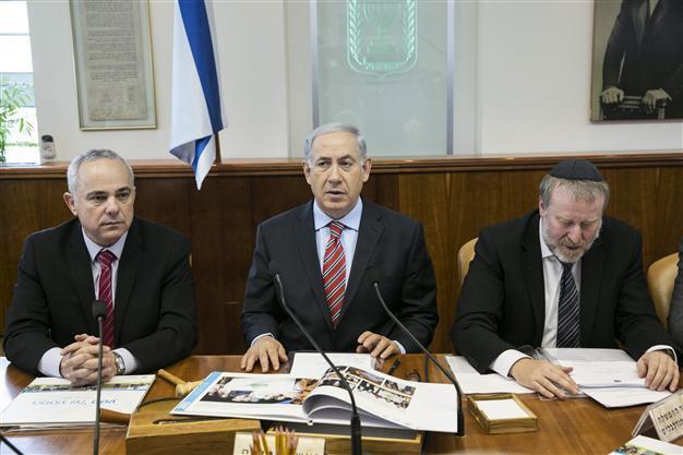 Israel minister warns Kerry over surrender to Iran