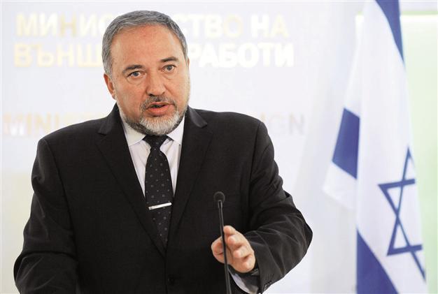 Israel says close to forging new ties across Arab world