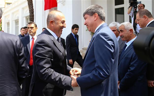 Turkish EU minister vows to ease visa extension for tourists and foreign landlords