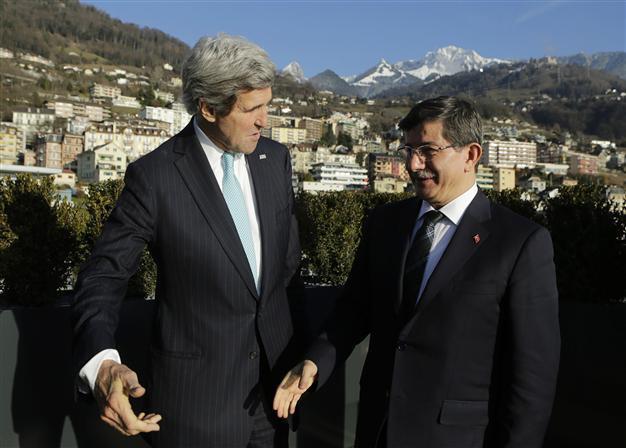Turkish FM Davutoğlu hits back to Syria’s accusations of backing ‘terrorism’