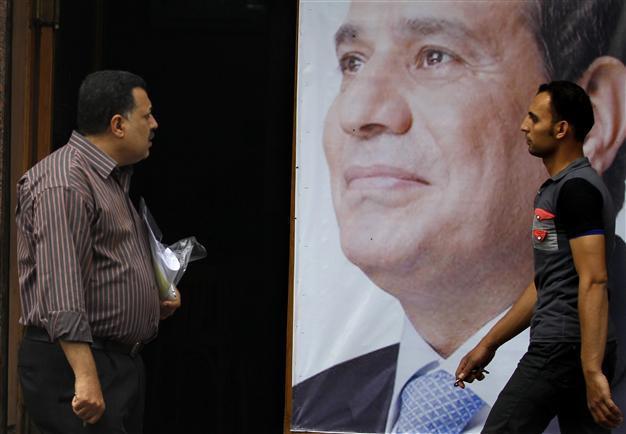Egypt vote turns into Sisi, Sabbahi contest
