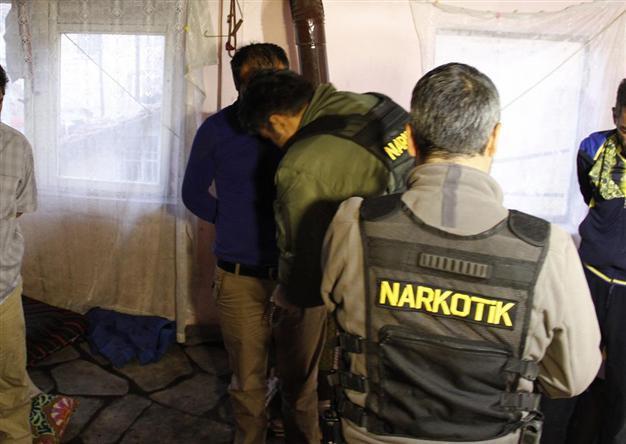 Thirty people detained in narcotic raids in Ankara