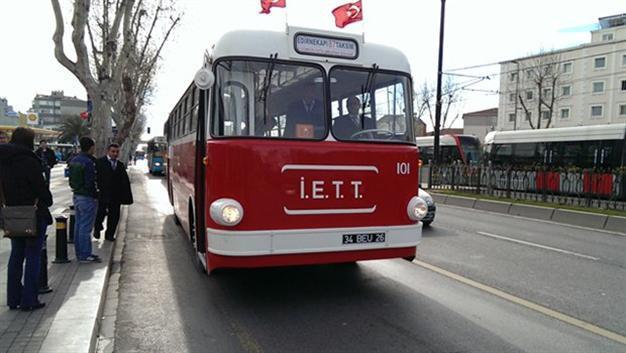 Chubby vintage bus ‘Tosun’ hits Istanbuls roads again