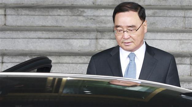 South Korean PM resigns over ferry disaster