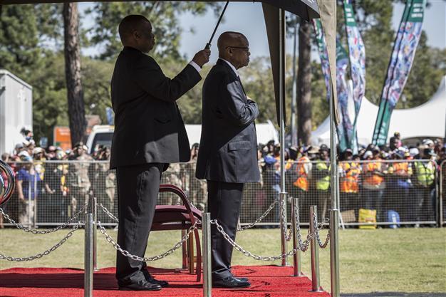 South Africa marks 20 years of freedom ahead of election