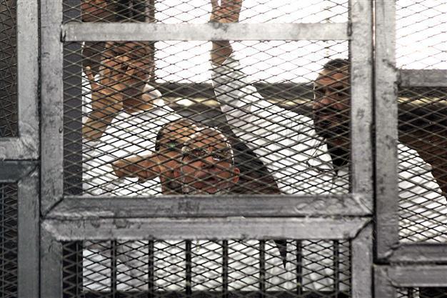 Egypt sentences 683 Islamists to death, including Muslim Brotherhood leader