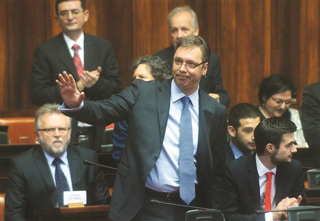 New Serbia Cabinet to push EU bid