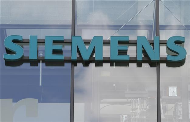 Siemens to buy Rolls Royce energy assets for 950 million euro