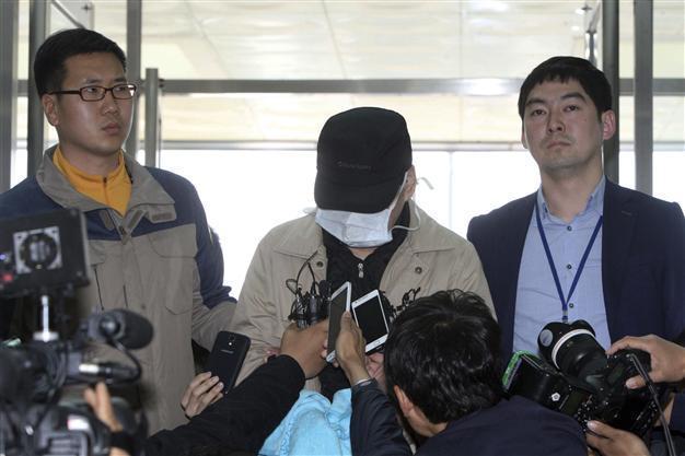 Head of South Korea ferry owner detained