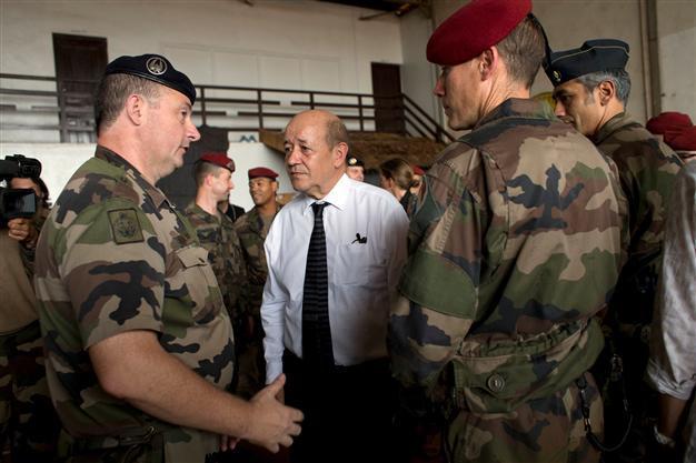 France revises counter-terrorism strategy in Africa