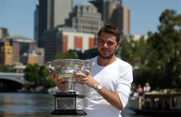 Wawrinka spearheads Swiss, Czechs seek third title