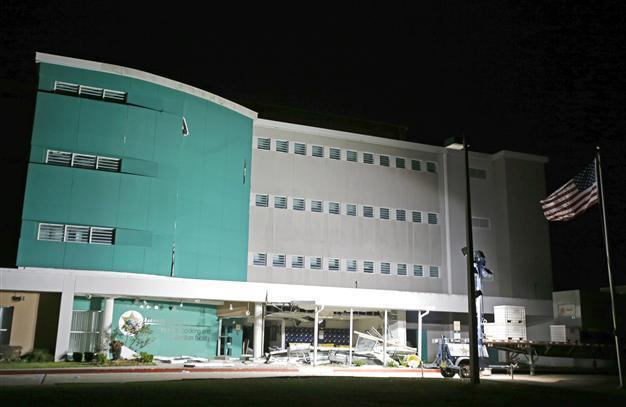 US jail explosion kills 2 inmates, injures dozens