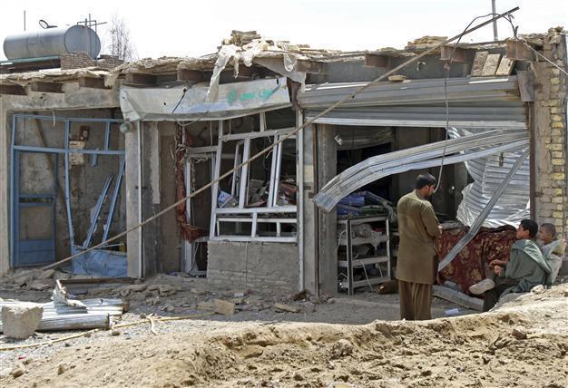 Afghan attacks mark start of Taliban spring offensive