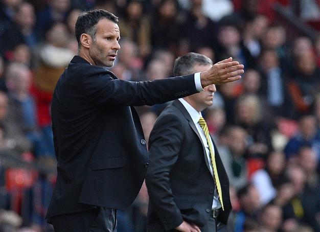 Giggs relaxed about Old Trafford future