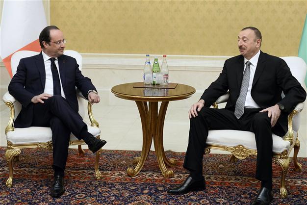 EU ties with Caucasus not against Moscow: Hollande