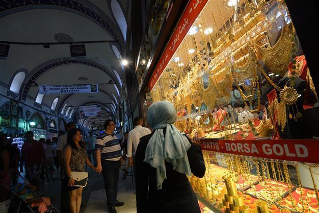Turkey’s current account deficit narrows on gold trade