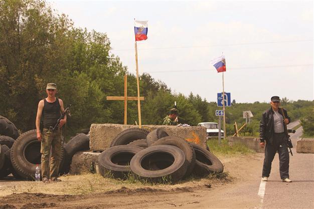 Ukraine on brink of civil war: Lavrov