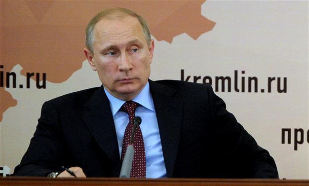 Russia not readying retaliation against foreign firms, Putin aide tells paper