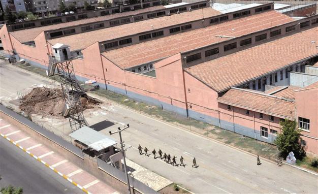 62 sentenced to 5 years in Diyarbakır prison case