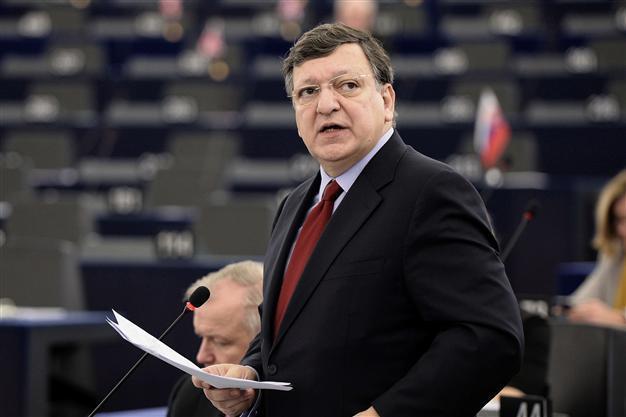 G7 calls on Russia to stop all efforts to annex Crimea: EUs Barroso