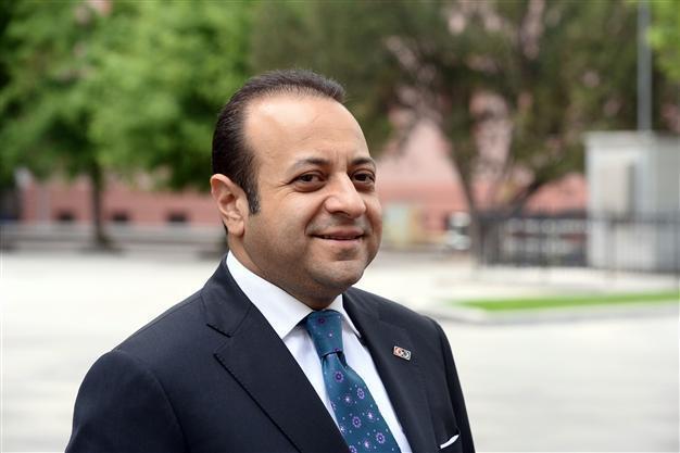 Ex-EU Minister Bağış raises eyebrows with ‘necrophiles’ tweet during Berkin Elvan’s funeral
