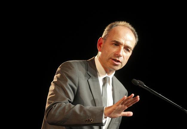 Frances main opposition party hit by corruption probe