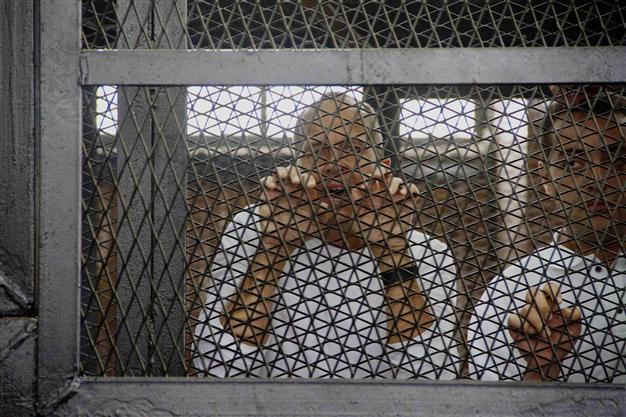 Al-Jazeera journalists lawyers quit over insult to Egypt