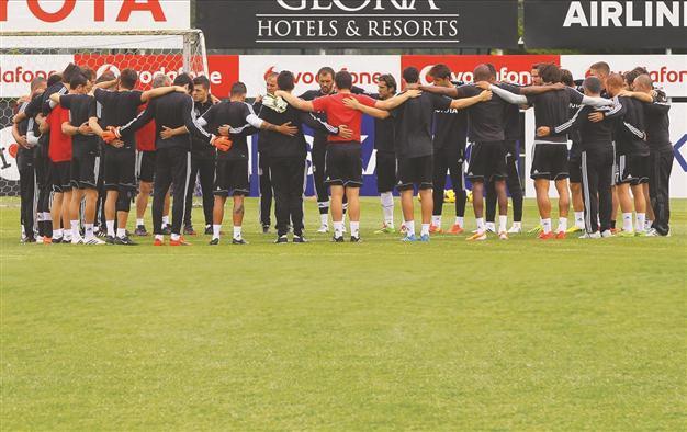 Sports world joins forces to help victims of Soma mine disaster