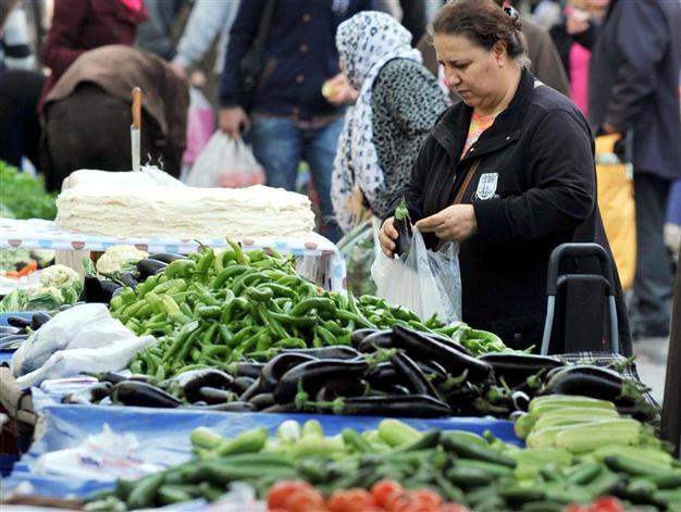 Allowance for GMO-contaminated food sparks safety concerns