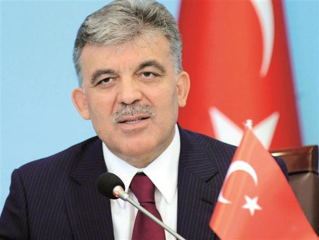 AKP looks to ‘persuade Gül’ to take up PM post